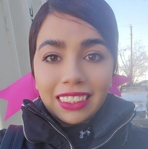 Meet your Posher, Isa